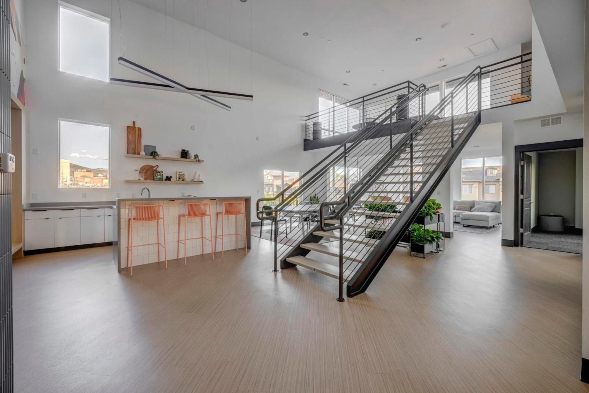 Apartment Serene Space With Easy Access