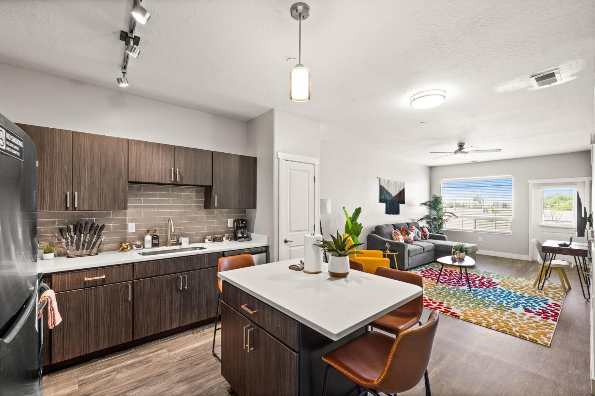 Serene Space With Easy Access Apartment